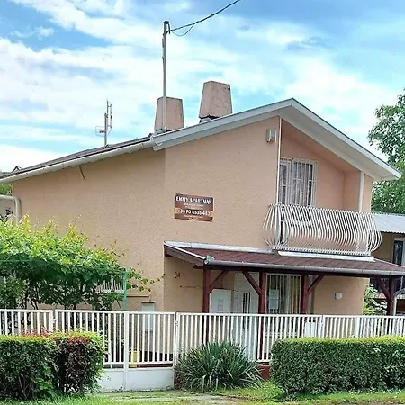 Holiday home Emmy *