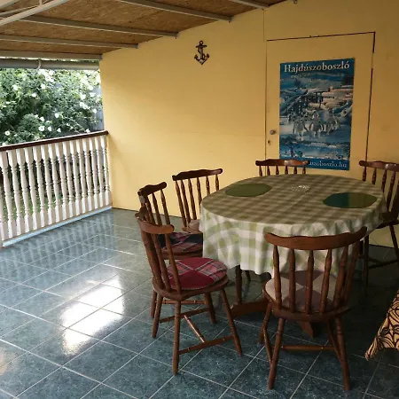 Holiday home Emmy